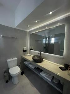 Zoumis Studios - 153