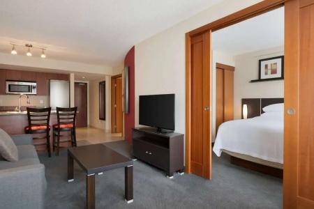 Embassy Suites by Hilton - - 40