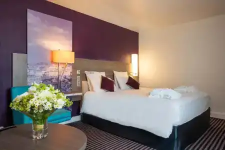 Mercure Marseille Centre Vieux Port - 56