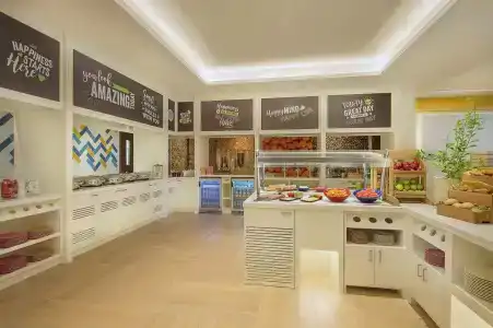Hampton By Hilton Dubai Airport - 10