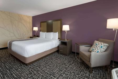 La Quinta by Wyndham Airport - 33