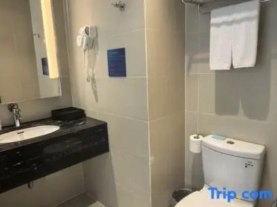 Holiday Inn Express Chengdu Huanhuaxi, An Ihg - 66