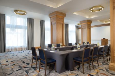Kimpton Schofield, An Ihg - 24