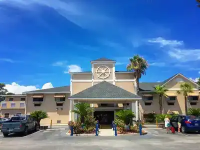 Admiral's Inn on - 22