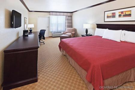 Country Inn & Suites by Radisson, Beach, TX - 6