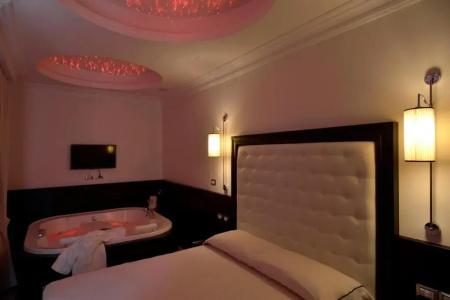Vaticano Royal Suite Guest House - 100