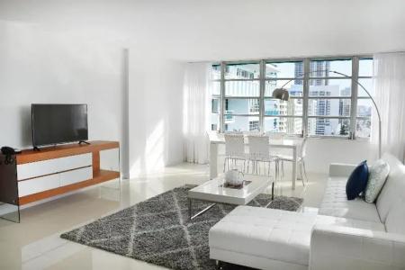 Seacoast Suites on Miami Beach - 78