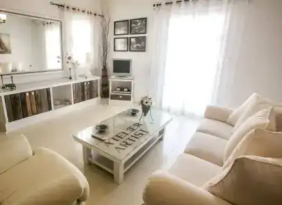 Tholaria Boutique - 13