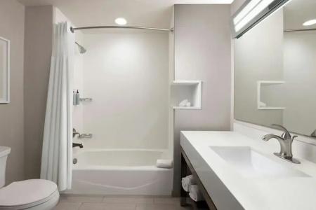 Courtyard by Marriott Downtown/University Area - 66
