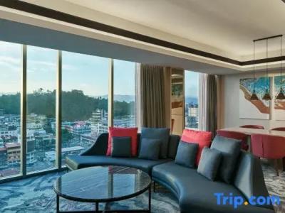 Le Meridien - 195