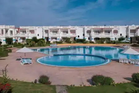 Continental Plaza Aqua Beach - 21