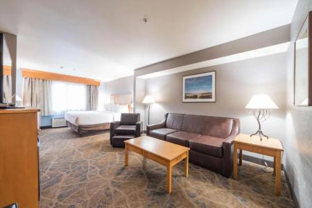Best Western Plus Grantree Inn - 91
