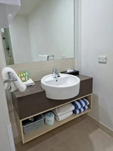 Cairns Private - 162