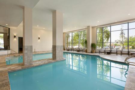 Embassy Suites by Hilton Phoenix Downtown North - 32