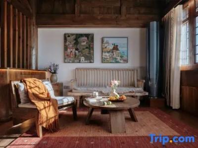 Arro Khampa by Zinc Journey Lijiang - 37