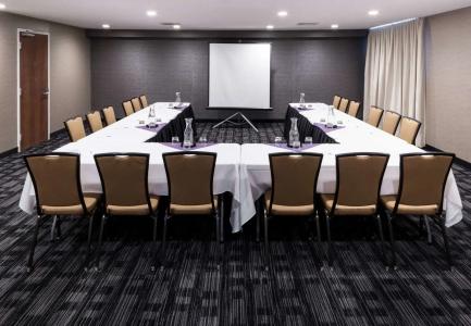 SpringHill Suites by Marriott ParkCenter - 24
