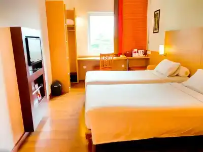 Ibis Bali Kuta - 4