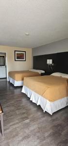 Town'n Country Motor Inn - 53