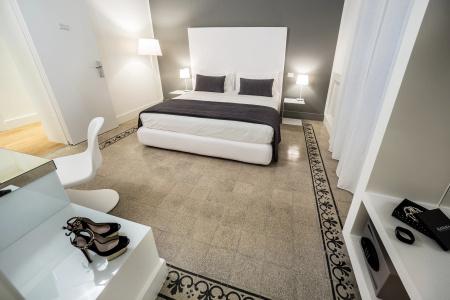 Home Boutique Luxury & Design - 1