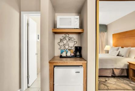 The Inn at Deep Canyon - 1