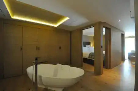 de Rougemont & Spa - 8