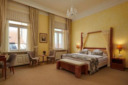 Ventana Prague - 65