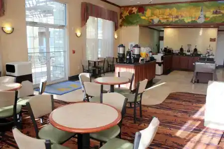 Arbor Inn and Suites - 29