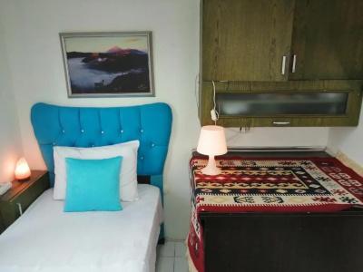 Nezahat Sultan Apart - 15