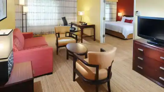 Courtyard by Marriott Houston Hobby Airport - 27