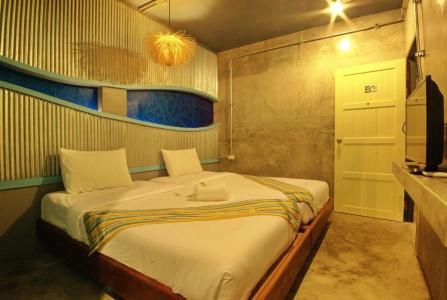 Seabox Khaolak Hostel - 27