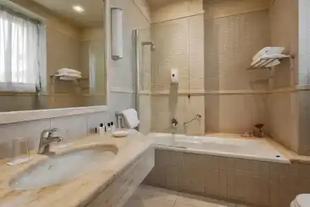 Ercolini & Savi - 31