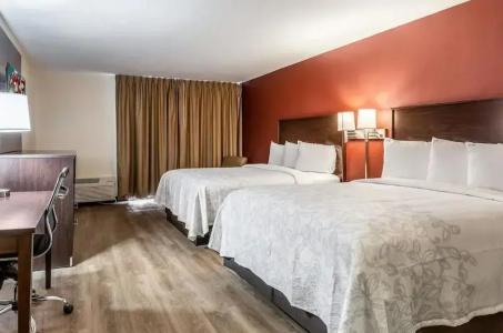 Red Roof Inn Plus+ & Suites Houston – Iah Airport Sw - 43