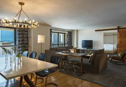 Renaissance North Hills - 23