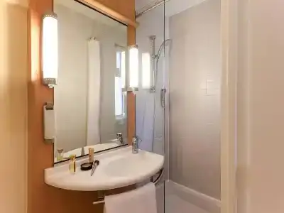 Ibis Pau Centre - 7