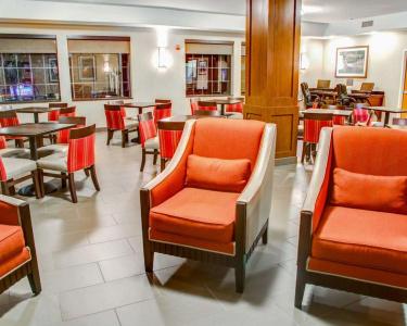 Comfort Suites South - 22
