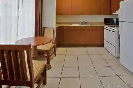 Holiday Inn Express St. Petersburg North / i-275, An Ihg - 24