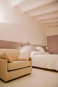 Casa Fola - City Centre Rooms - 15