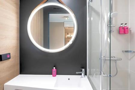 Moxy Utrecht - 28