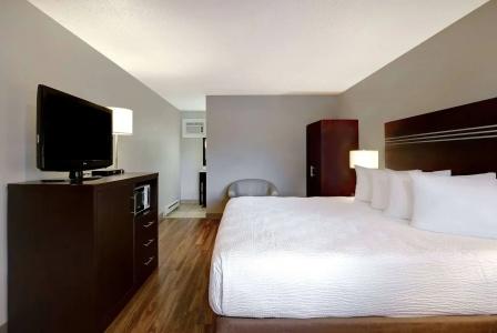 Days Inn by Wyndham - 5