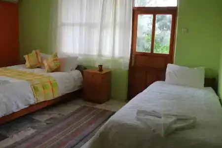 Esralina Pension - 20