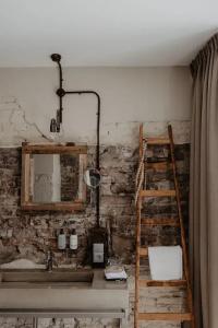 Mother Goose - 111