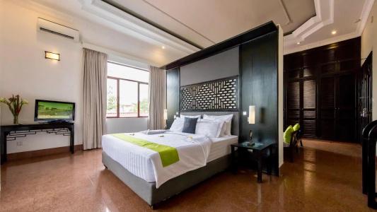 White Mansion 白色公馆 - 76