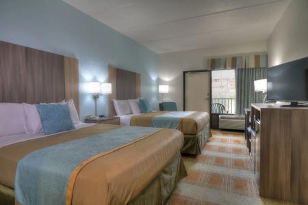 Pigeon River Inn - 5