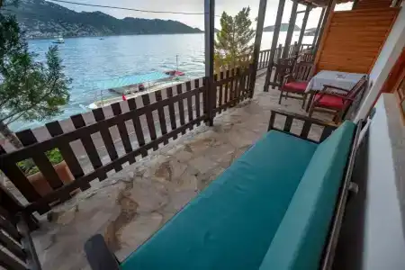 Ankh Pension - 32