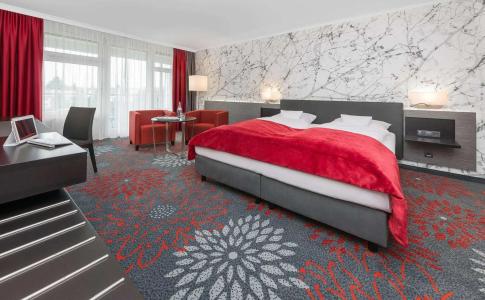 SI-SUITES - 30