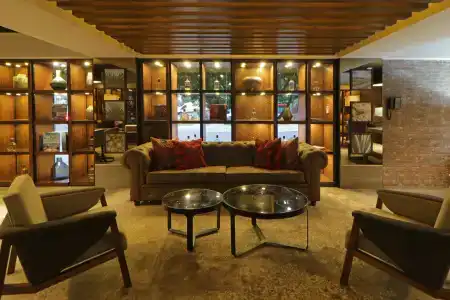 Hilton 1970 Guadalajara, Curio Collection by Hilton - 41