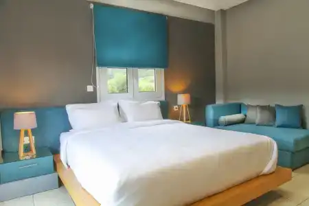 Royal and Suites - 13