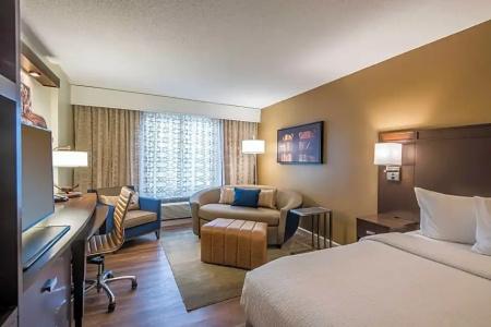Courtyard by Marriott Charleston Historic District - 43