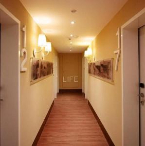 Europa Life - 12