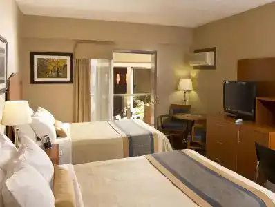 Best Western-Montreal & Conference Centre - 70